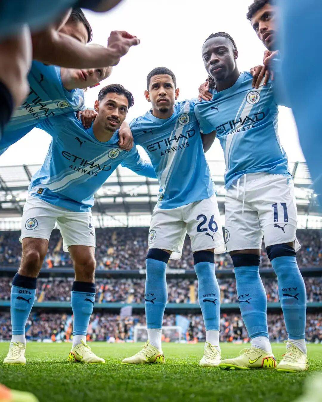 重磅！皇马遭遇重创！阿诺德伤缺两月将错过15场比赛，欧冠生死战告急