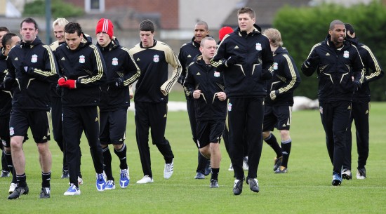 安迪·卡罗尔惊叹切赫神扑，创英格兰足球史经典瞬间（切赫神级扑救惊呆安迪·卡罗尔，定格英格兰足坛经典一幕）