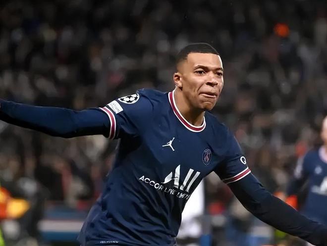 卡萨诺：挪威没哈兰德也比意大利强，我们15年前就停滞不前（卡萨诺：挪威就算没有哈兰德也强过意大利，我们已经停滞了15年）