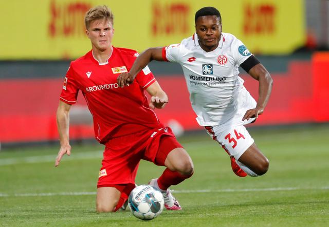 埃贝尔：孔帕尼是我最棒的签约之一，他对足球有清晰的思路（埃贝尔盛赞孔帕尼：最成功的签约之一，足球理念清晰）