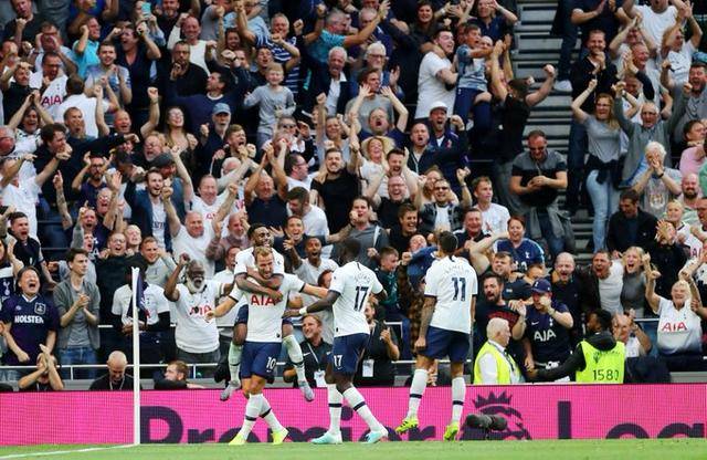 基恩：奥莱利和拉什福德配合默契，斯凯利在英格兰队位置堪忧（基恩：奥莱利与拉什福德默契十足，斯凯利在英格兰队前景不乐观）