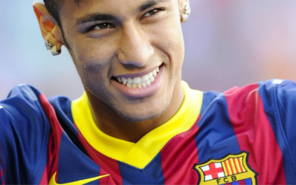 桑德兰主帅勒布里斯否认有意莱比锡前锋奥蓬达：这是假新闻