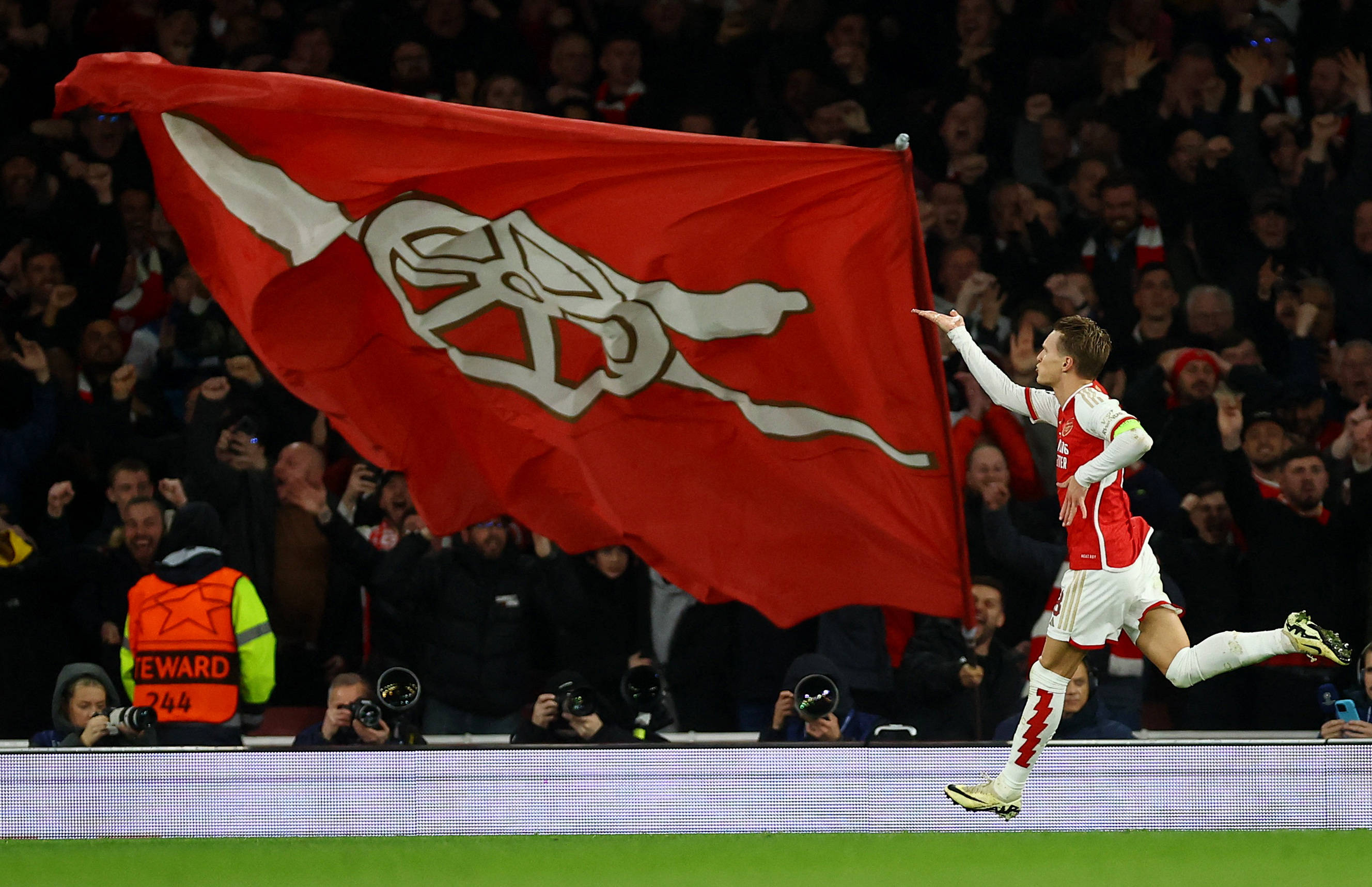 梦回火箭！哈登36分钟狂轰55分 首节27分+半场35分 刷爆七大纪录