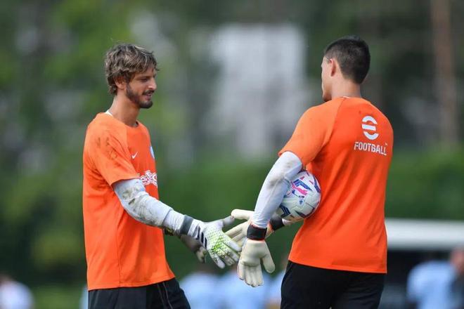 科瓦奇：只要继续努力下去，这支多特肯定具备进入前四的潜力（科瓦奇：只要坚持努力，多特完全有望跻身前四）