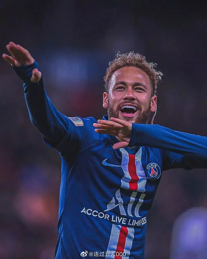 记者：足协曾上报三名欧洲教练，总局可能更相信国产主帅