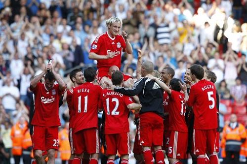 特里：穆帅赢球后会让我们在基地陪孩子，我的孩子们很喜欢他