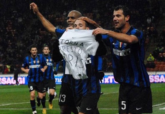 里昂遭巴黎绝杀，拉卡泽特：里昂好样的，11打12可不容易啊